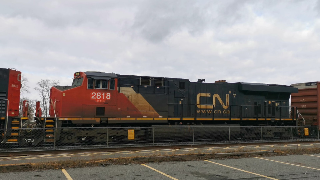 CN 2818